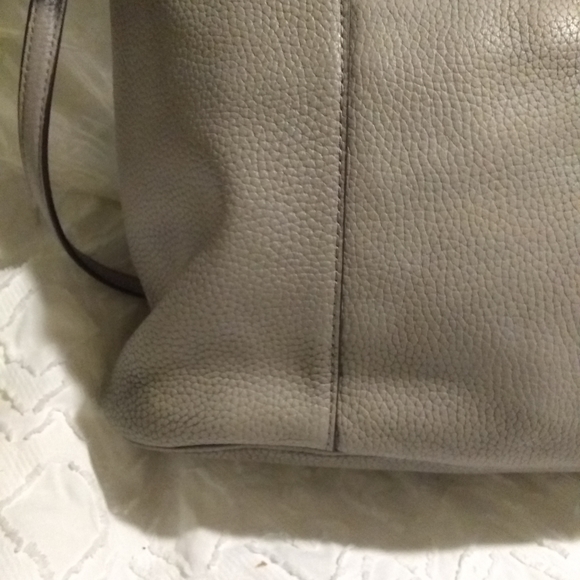 Michael Kors hobo handbag - Picture 3 of 15